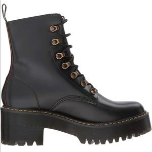 Doc Dr Marten Martens Leona 7 Hook Black Platform Boots 8
